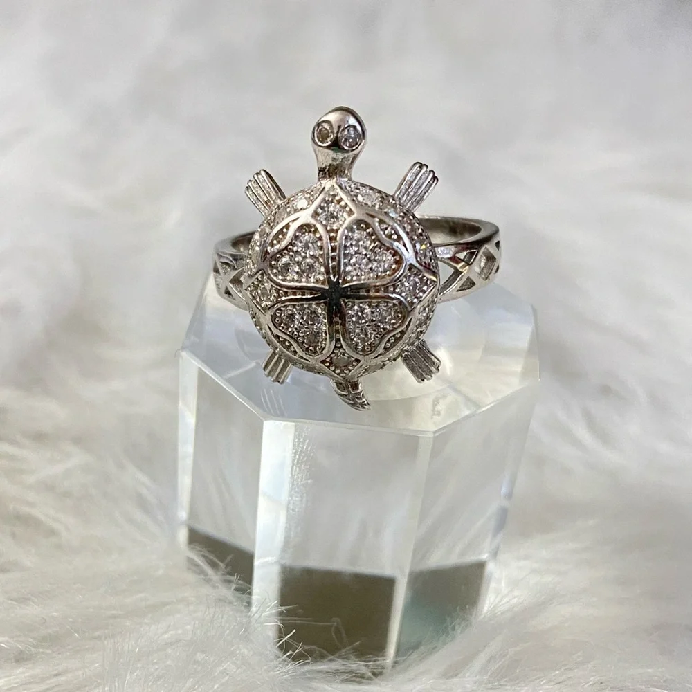 Watch Video / Sterling Silver 925 Tortoise / Turtle Clover Ring